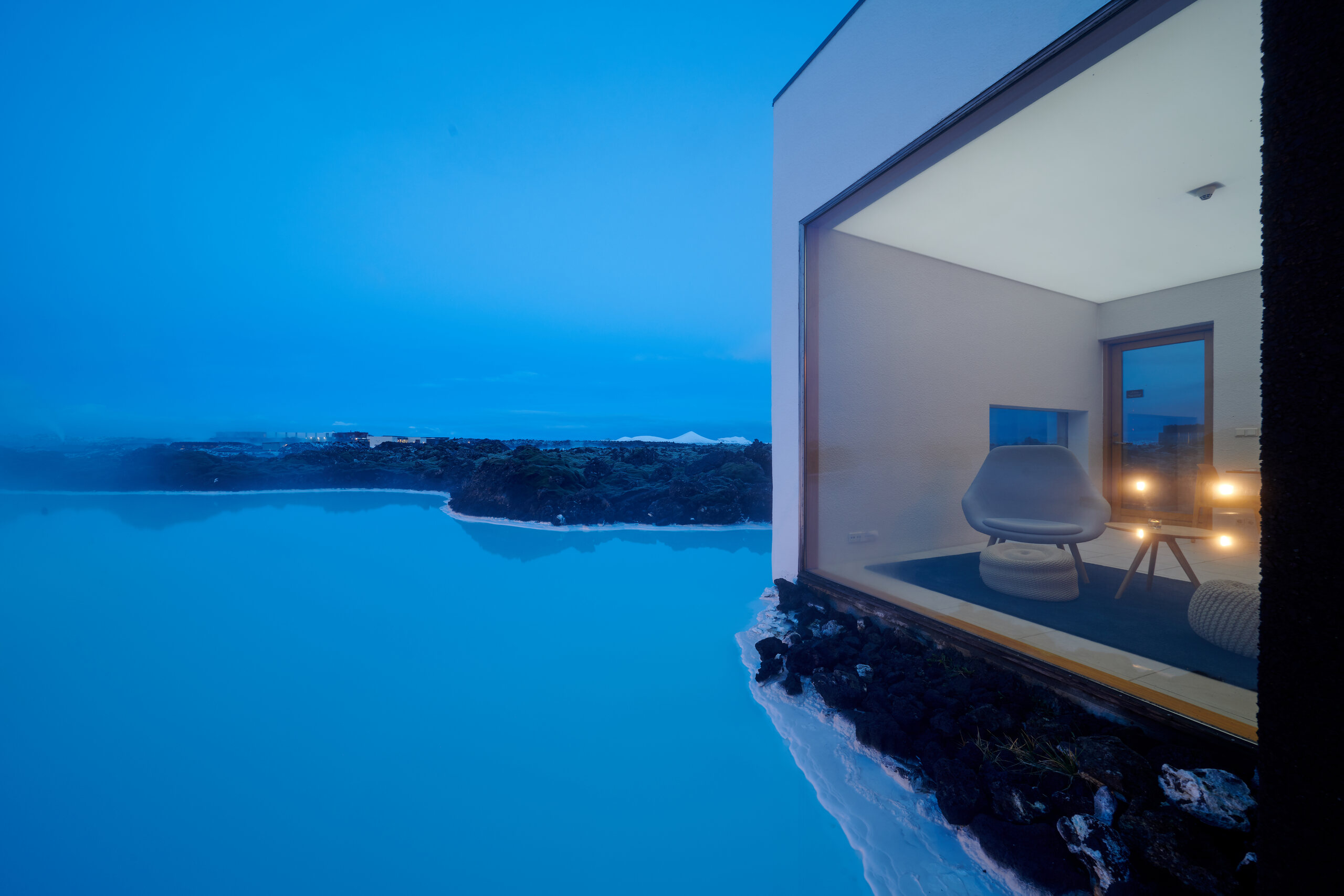 Infinity spa overlooking water